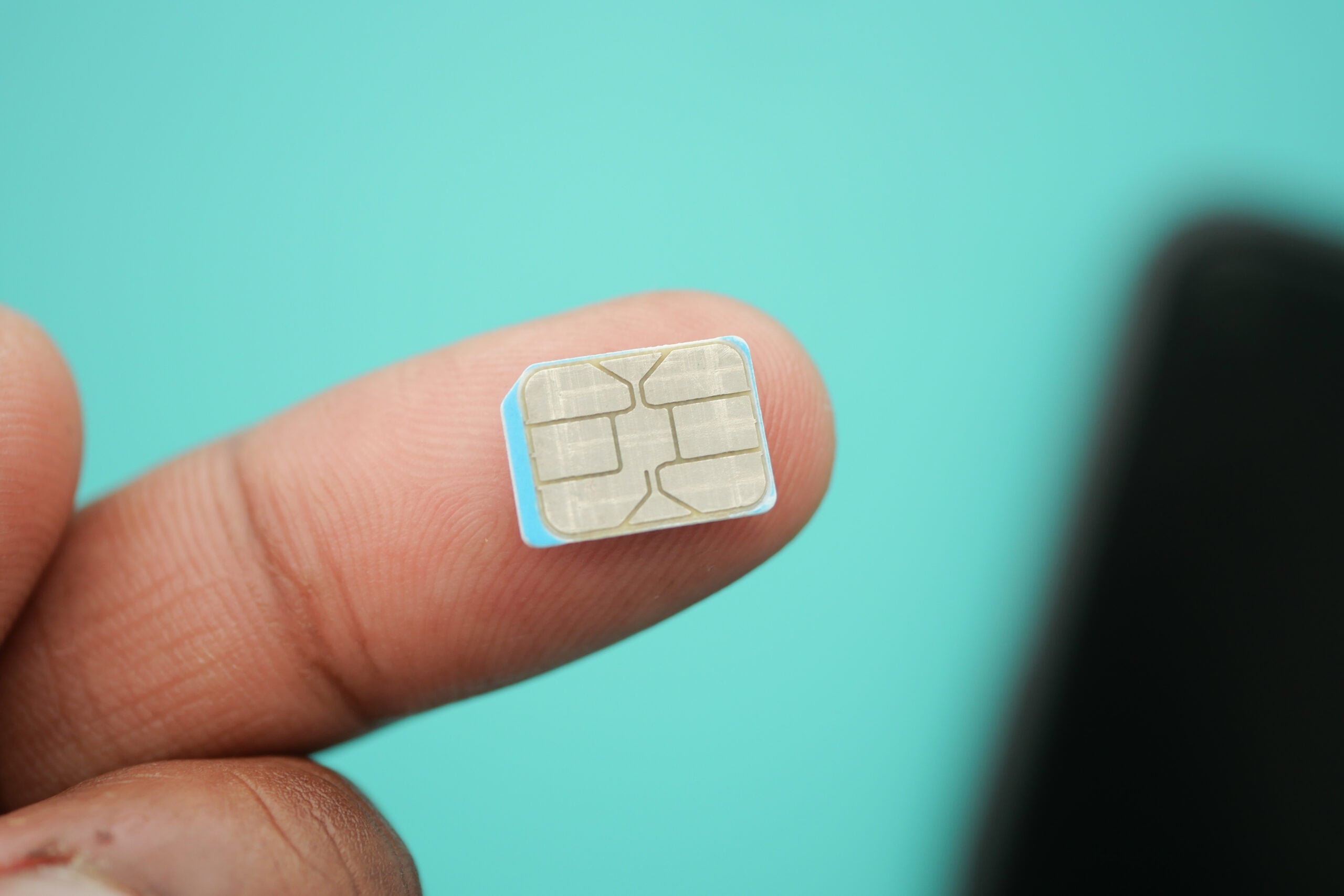 Commercial due diligence on travel eSIM target for major North American operator 